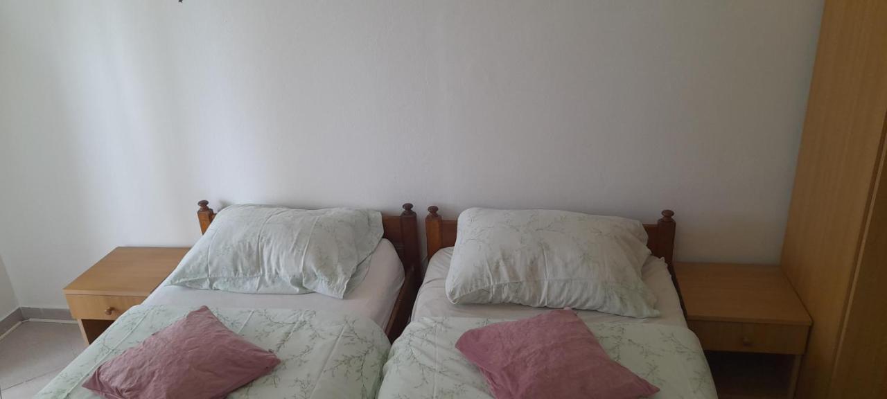 Apartment M&m Lopar
